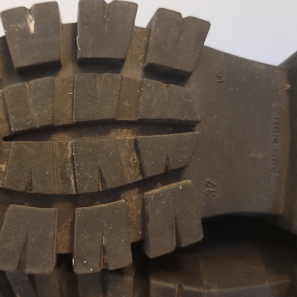 L'Intervalle women's black leather boots - Picture 9 of 11